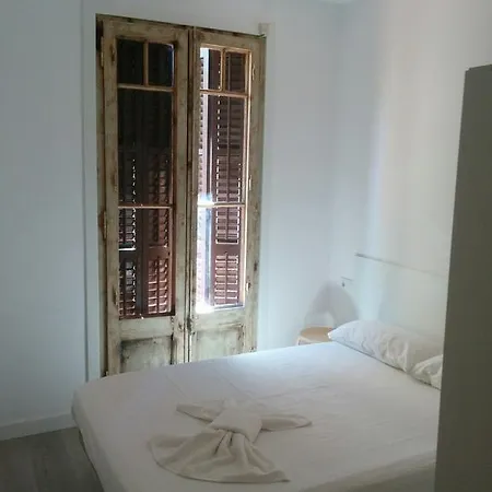 Apartamentos Santa Tecla * Barcelona