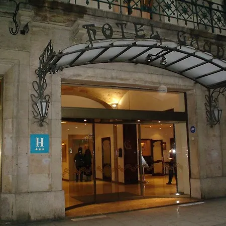 Gaudi Отель Барселона