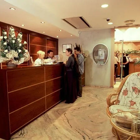 弗洛尔公园酒店 3* 巴塞罗那