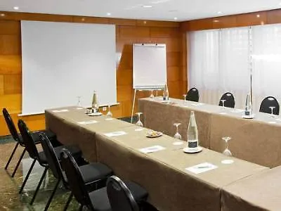 Nh Entenza Otel