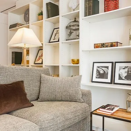 Apartament Urban District - Rambla & Pool Barcelona