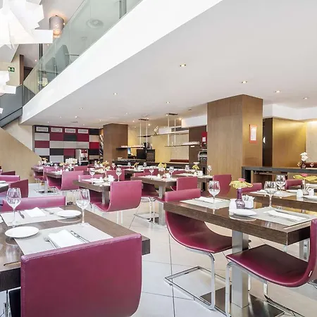 Ilunion Auditori Hotel 3*