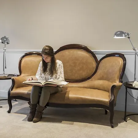 Hotel Meson Castilla Atiram 3*
