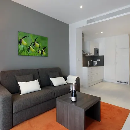 Fisa Rentals Les Corts Apartment