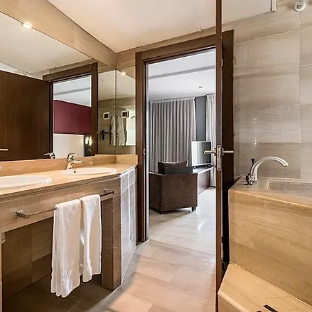 Ilunion Almirante Hotel 4*