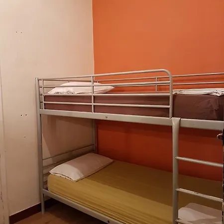 4 Fun Hostel Barcelona
