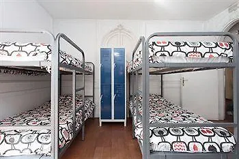Diagonal House Hostel Barcelona
