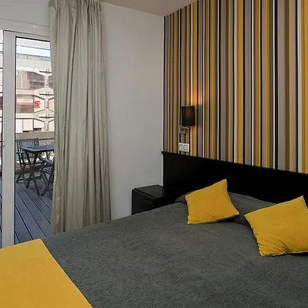 Casa Trafalgar Hotel *