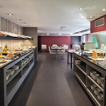 Ilunion Almirante Hotel
