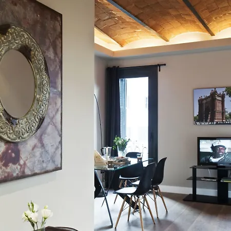 Ainb Eixample-miro Appartement *
