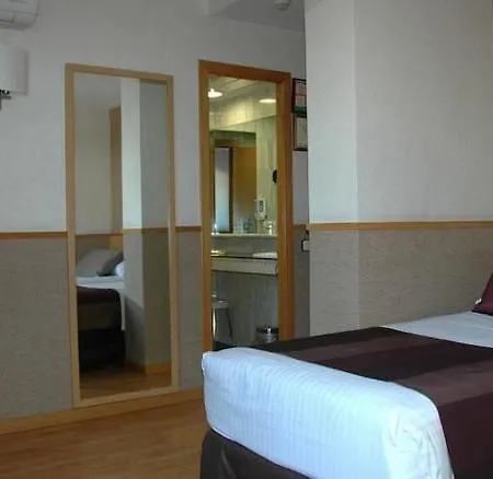 Hotel Catalonia Park Gueell Barcelona