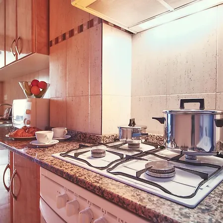 Alcam Lesseps Apartament
