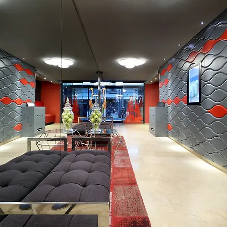 Apart Otel Castro Exclusive Residences Sagrada Familia
