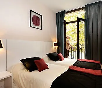 Hostemplo Sagrada Familia Guest house