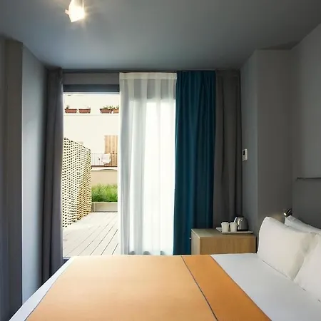 Hotel Yurbban Trafalgar