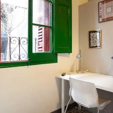 Apbcn Gracia * برشلونة