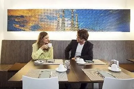 호텔 라우몬