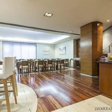 Hotel Exe Mitre 3*