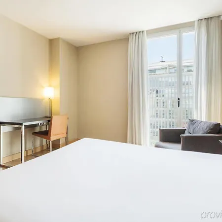 Ilunion Auditori Hotel