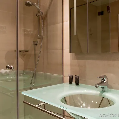 Hotel Ac Irla By Marriott 3*