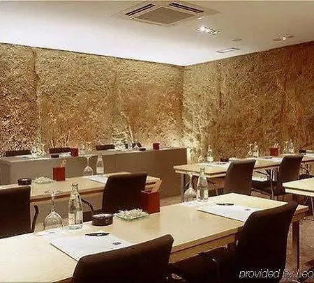 Hotel Ac Irla By Marriott 3*