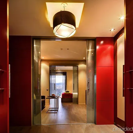 Olivia Plaza Hotel 4*