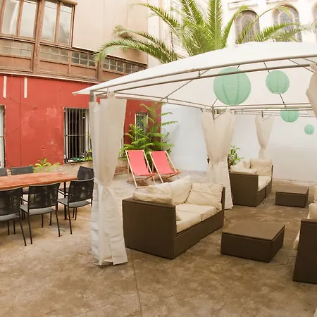 Ostello The Loft House *