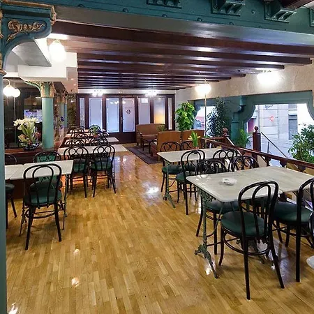Otel Suizo 3*