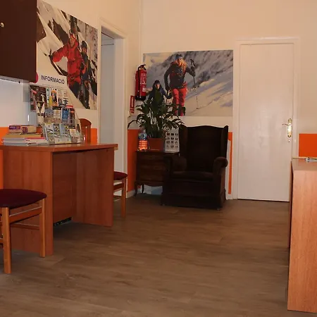 Konukevi Arosa 2*