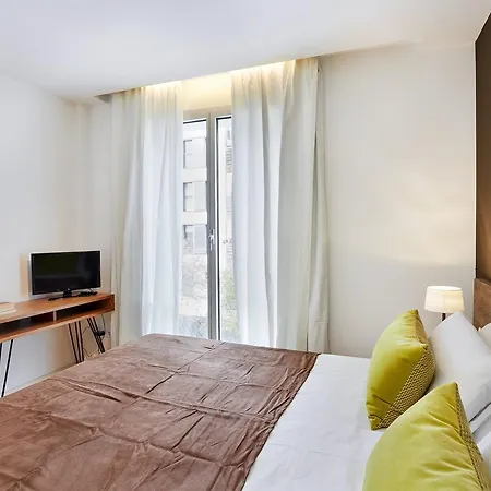 Urban District - Rambla & Pool Apartament