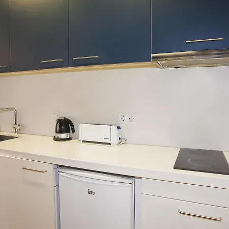 Ramblas Apartment *