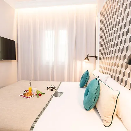 Mosaic By Ona 3*
