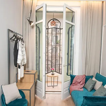 Mosaic By Ona Hotel 3*