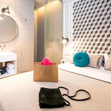 Mosaic By Ona Hotel