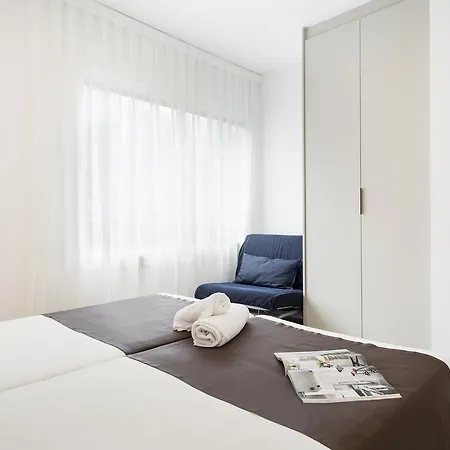 Aparthotel Bcnstop Sagrada Familia 3*