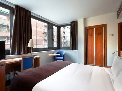 Otel Viladomat 3*