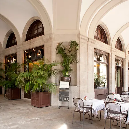 Do Placa Reial Powered By Sonder 5* Barcelona