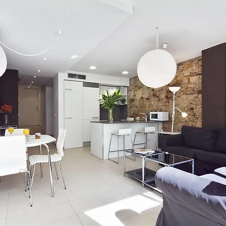 Apartment Inside Sants Barcelona