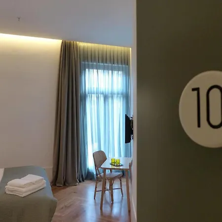 Alojamento de Acomodação e Pequeno-almoço Casa Mathilda Barcelona
