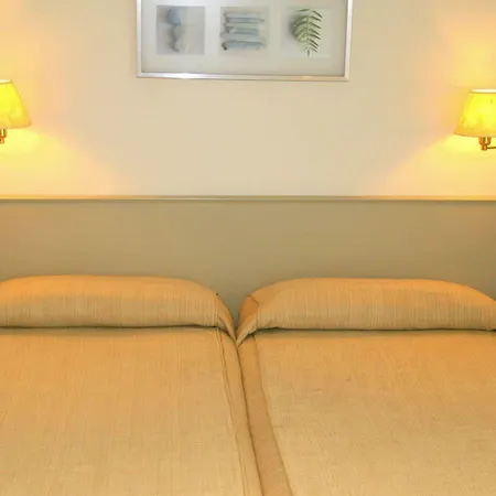 Aparthotel Bcnstop Sagrada Familia 3*