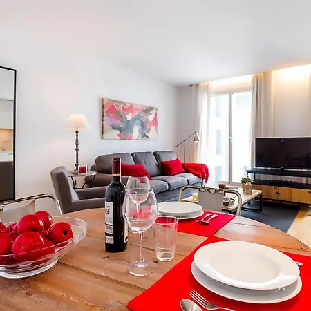 Apartament Urban District - Rambla & Pool Barcelona