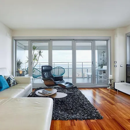 Apartament Urban District - Rambla & Pool