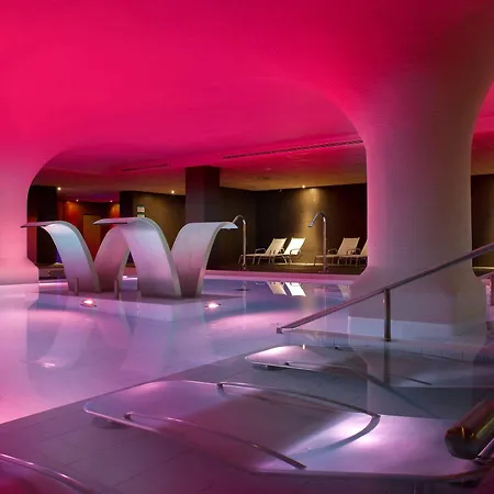 Castro Exclusive Residences Sagrada Familia Apart Otel