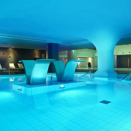 Apart Otel Castro Exclusive Residences Sagrada Familia