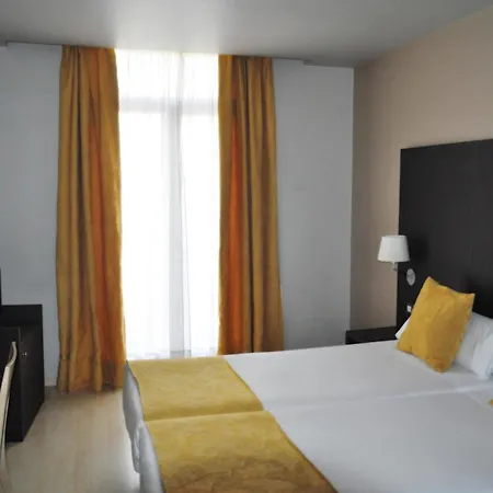Oriente Atiram Hotel