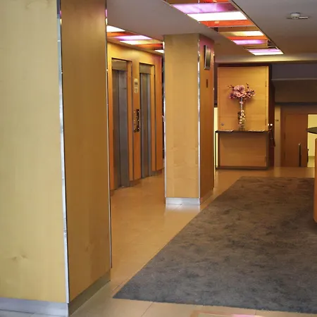 Abbot Hotel