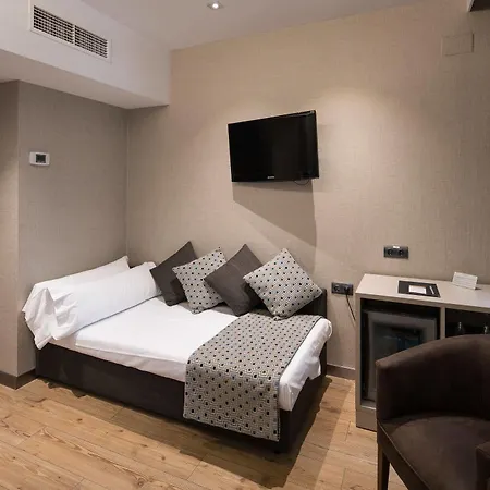 Catalonia Born Hotel