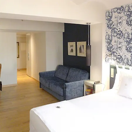Vasanta Powered By Sonder 3*