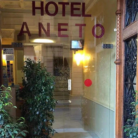 Aneto Hotel