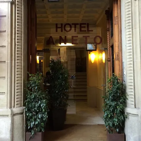 Aneto Hotel